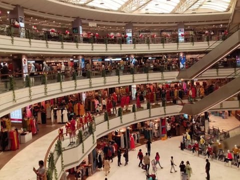 The Central Mall in Vashi. Mumbai's new plan allows malls to stay open round the clock. 