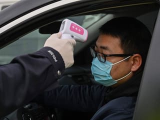 Coronavirus: Crisis adds pressure on slowing Chinese economy