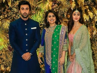 Watch: Bollywood stars party at Armaan's reception 
