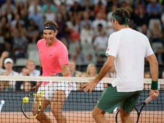 Roger Federer, Rafael Nadal play to record crowd in Cape Town