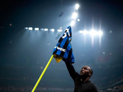 Inter Milan's forward Romelu Lukaku celebrates after scoring his side's fourth goal against AC Milan