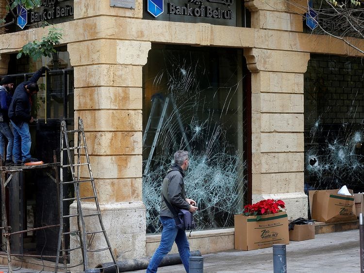 20200211_Lebanon_banks