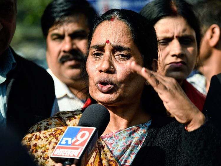  Asha Devi