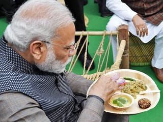 Pictures of PM Modi trying 'litti-chokha' and 'kulhad chai' at Hunar Haat in Delhi, go viral
