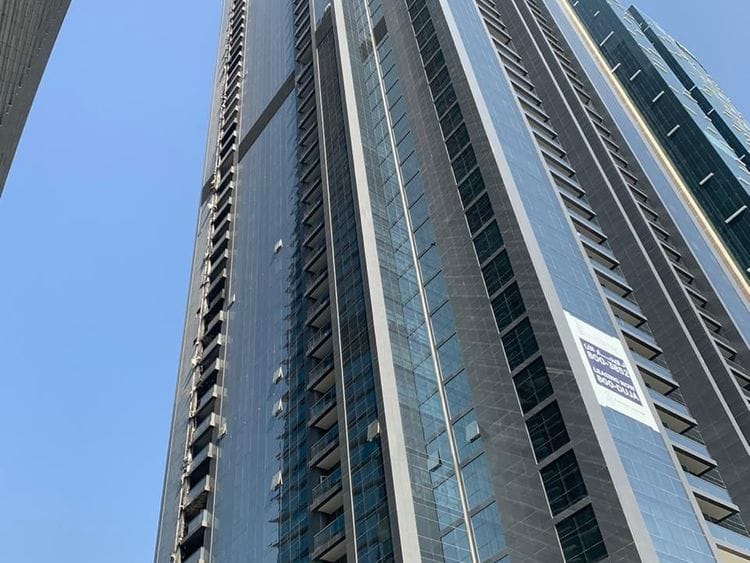 NAT 200222 DUJA TOWER FIRE-1582368241903