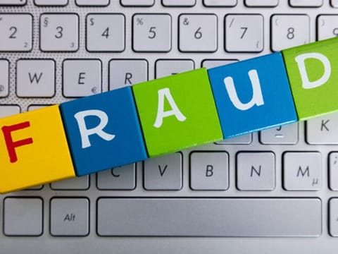  While the advertising and marketing for such platforms can be quite attractive, the UAE’s Telecommunications and Digital Government Regulatory Authority (TDRA) has asked people to beware of unlicensed platforms. 