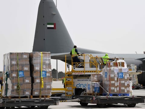 UAE delivers aid to Iran to help in the fight against coronavirus