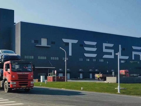 What type of company is Tesla exactly? And how should the stock be valued? Wall Street's answers, however, are wildly different.