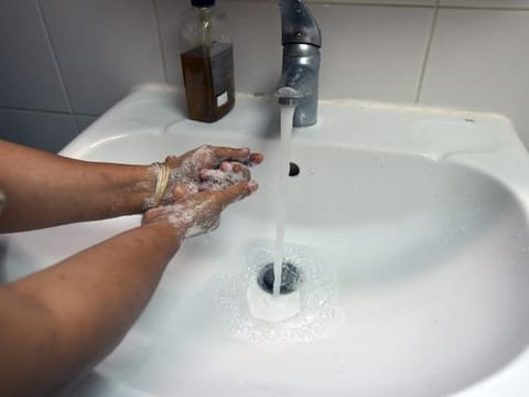 Corona Virus in UAE; How to stay alert but not paranoid 