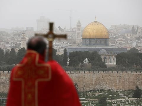 COVID-19: See Palm Sunday procession in deserted Jerusalem