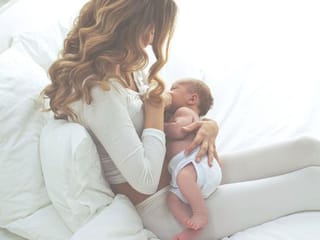 What the UAE's breastfeeding law means for expat mums