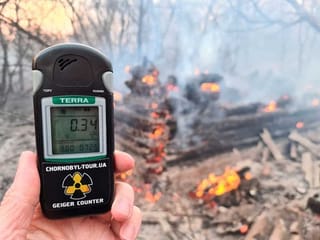 Forest fire in Chernobyl's nuclear zone stirs controversy