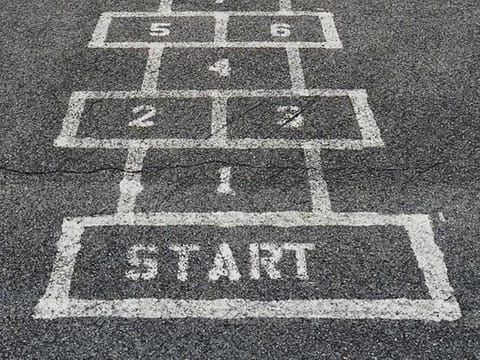 What age should my child start school in the UAE