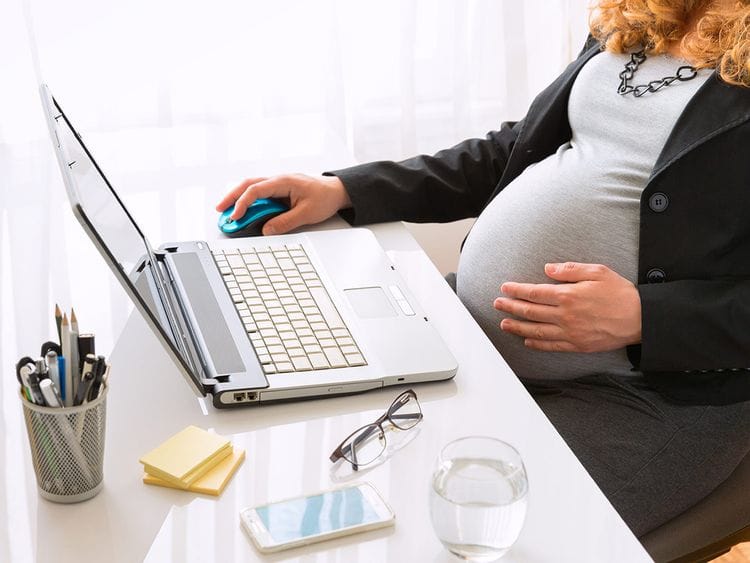Maternity-benefits-in-Dubai