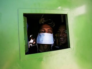 Prisoners around the world at risk for infection in COVID-19 pandemic