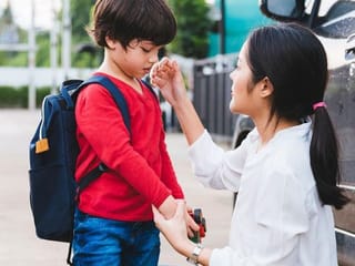 Shyness, Separation Anxiety and Morning Tears: How to deal with the most common back-to-school issues