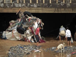 Photos: Yemen's capital Sanaa hit by flash flooding