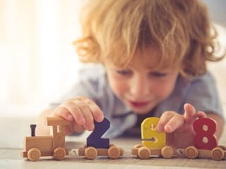 Wooden toys make kids smarter than plastic ones