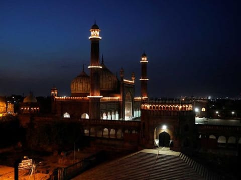 A view of the Jama Masjid mosque at iftar time on the first day of Ramadan in Delhi, India, on April 25, 2020. 