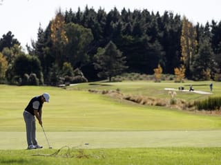 In Pictures: Slow and steady New Zealand gets back to business 