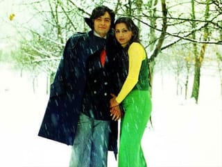 Rishi Kapoor: Bollywood's darling a flashback with his leading ladies in pictures