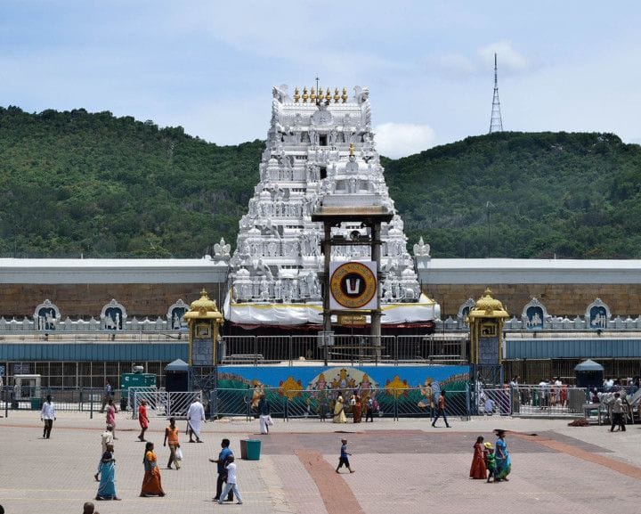 WIN 200502 Sri Venkateshwara Balaji temple1-1588421984697