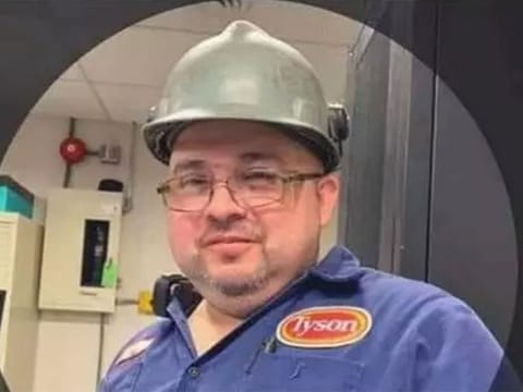 Iowa man's Facebook post searching for coronavirus patient's Laredo family goes viral