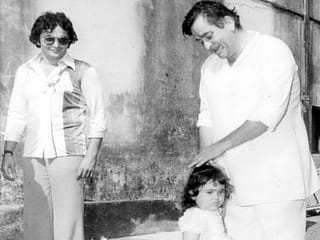 7 of our favourite Bollywood throwback pictures