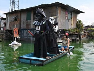 COVID-19: Star Wars fans help maintain social distancing in Manila