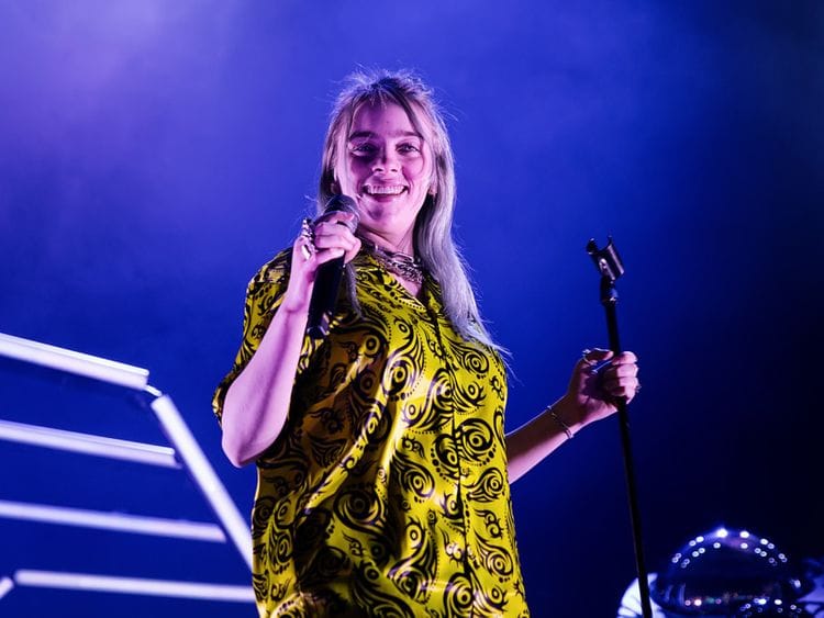 Billie Eilish-1588932833630