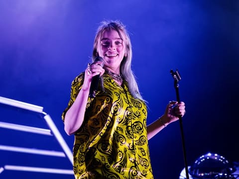 Billie Eilish and her cool dad to host Apple Music radio show