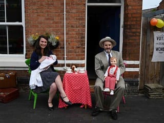 COVID-19: Residents of Cambrian Road dress up in period costume