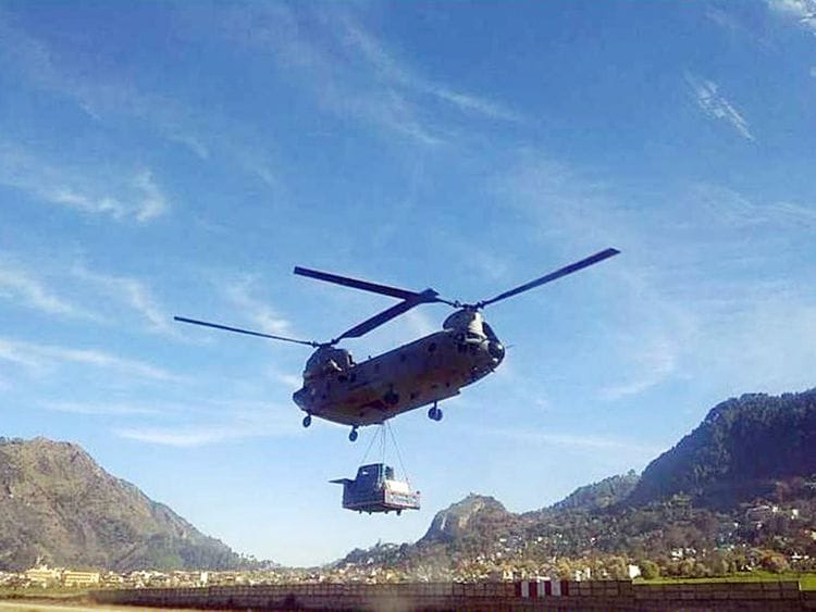 A Chinook helicopter 
