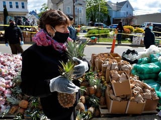 COVID-19: Thousands line up for free food in Everett, Massachusetts