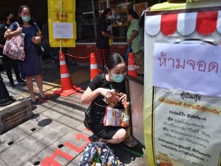 Dozens of local food banks spring up in Thailand as COVID-19 hits incomes 