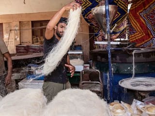 COVID-19: Pandemic turns Egyptian soccer player into a street vendor