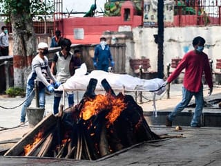 New Delhi's Nigambodh Ghat crematorium struggles with coronavirus dead