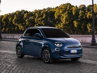 Look! This is the Fiat 500 ‘la Prima’ hatchback 