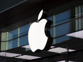Apple working on folding iPhone with Samsung screen: Report