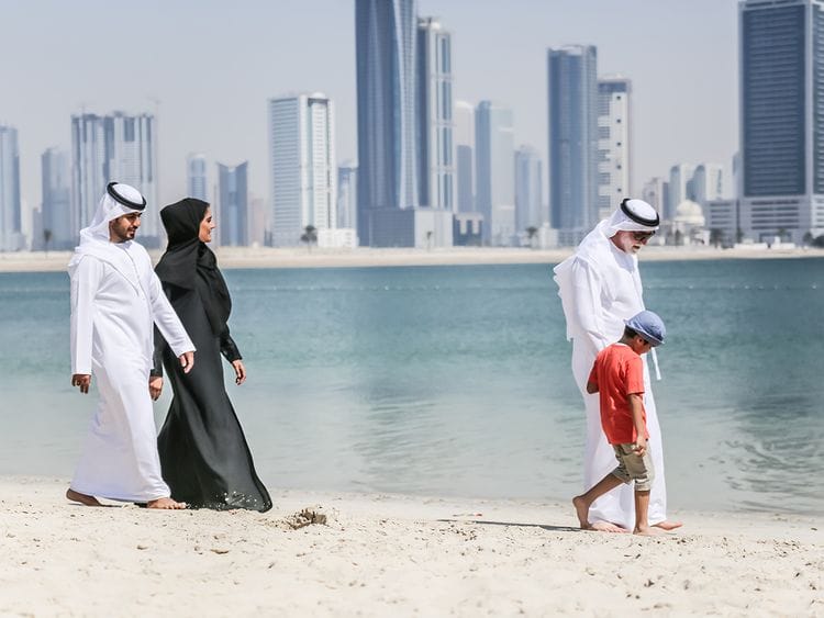 20200617_Bahrain_family