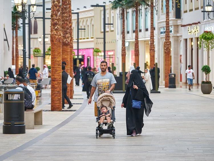 20200617_Bahrain_mall