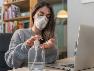 The UAE's New Workplace Normal: Mothers and pregnant women have priority for working from home