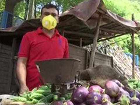 Wazir Singh, a contractual English teacher at Sarvodaya Bal Vidyalaya has been selling vegetables to make ends meet