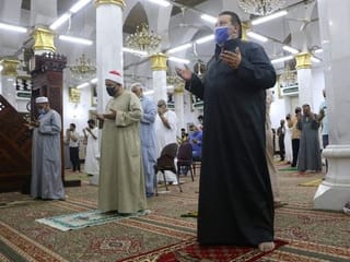 COVID-19: Rejoicing as mosques reopen in Egypt