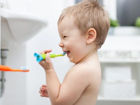 How to care for little teeth