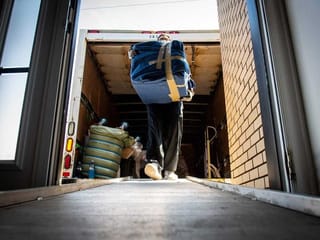 COVID-19 complicates Quebec moving season
