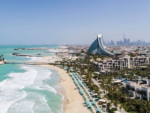  Dubai’s hotels saw occupancy rates of nearly 60 per cent in the month of April after setting a 12-month high figure during the winter.