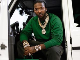 12 albums released after the death of an artist
