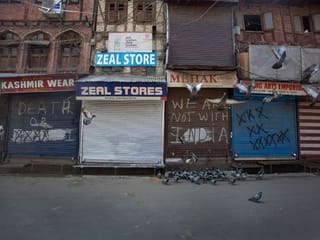 Photos: Year on, India's lockdowns ruin Kashmir's economy