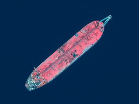The Safer oil tanker is loaded with more than a million barrels of crude oil and experts have warned of an environmental catastrophe if the vessel breaks apart.